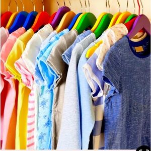 "Budget-Friendly Fashion: Shop our Pre-Owned Kids' Clothing for Amazing Deals!"